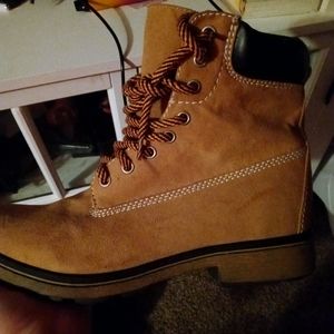 Women's Boots